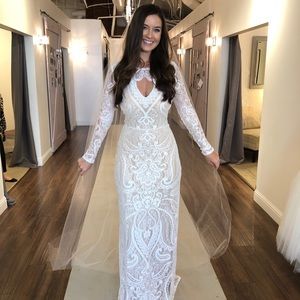 ✨BRAND NEW mocha/nude bridal cathedral veil!